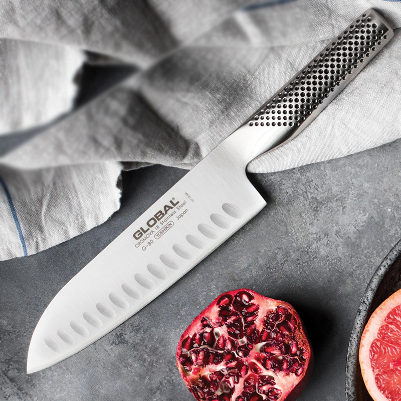 Coltello Santoku: di cosa si tratta, a cosa serve e come sceglierlo